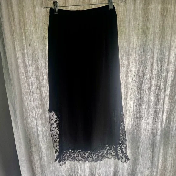 WeWoreWhat Black Skirt - Picture 3 of 3
